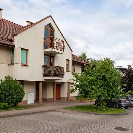 Apartment Cracow Verdant With Parking By Renters *