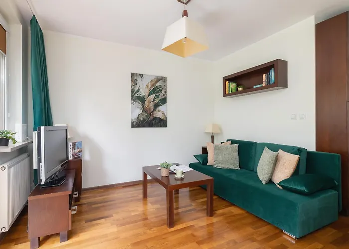 Cracow Verdant With Parking By Renters * Kraków