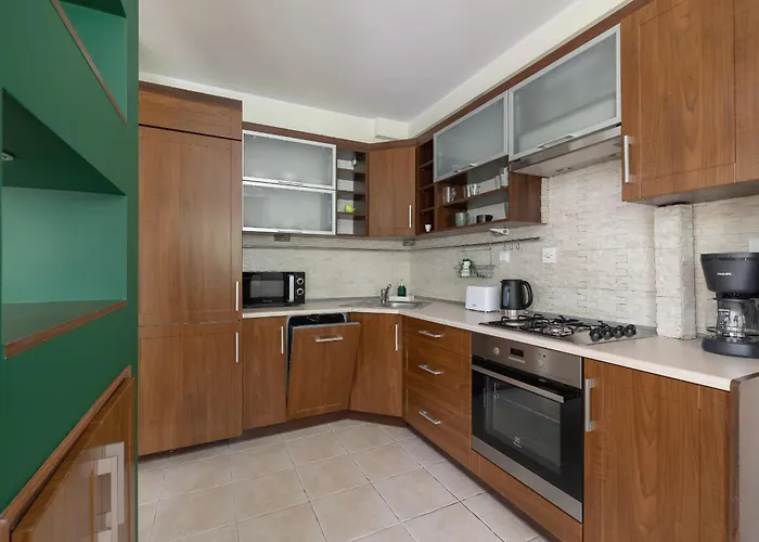 Cracow Verdant With Parking By Renters Kraków